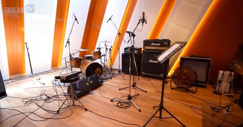 Youtube.com/TAULANY TV